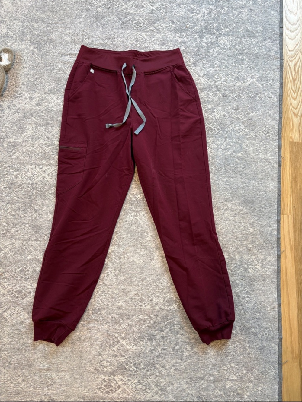 Figs joggers in Deep Maroon